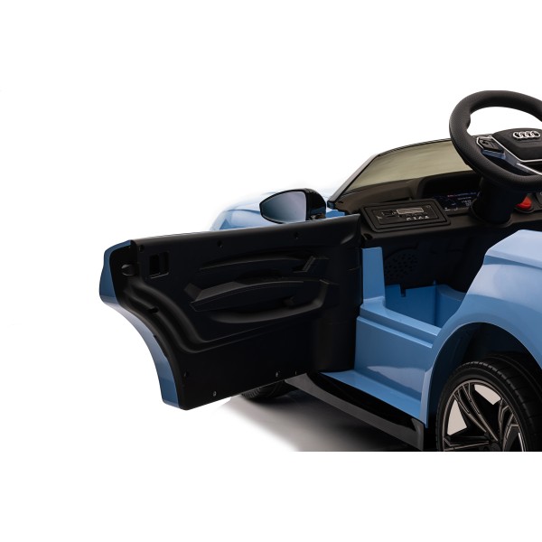 Mașină Electrică Audi RS e-tron Red 12V 7Ah pentru Copii 3-8 Ani, Telecomandă 2.4GHz, Bluetooth