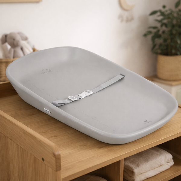 Saltea de înfășat Cangaroo Nuvia grey din EVA impermeabil, cu centură, înclinare antireflux și scală măsurare, 0-12 luni  