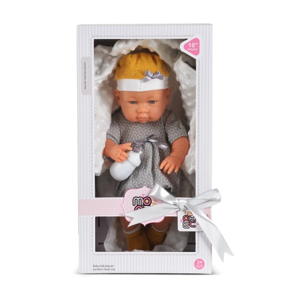Păpușă bebeluș 41 cm cu biberon-suzetă – jucărie realistă pentru copii 3+ ani, cu rochiță și accesorii, Moni Toys 9301