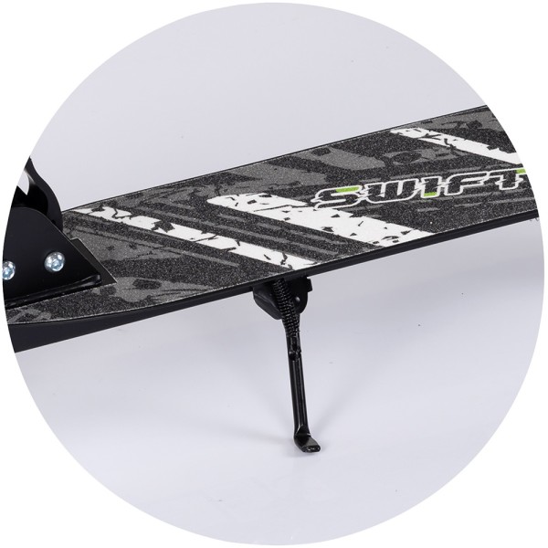 Trotineta Chipolino Swift black
