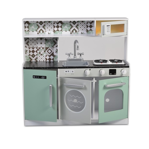 7257 Wooden kitchen with microwave and sink