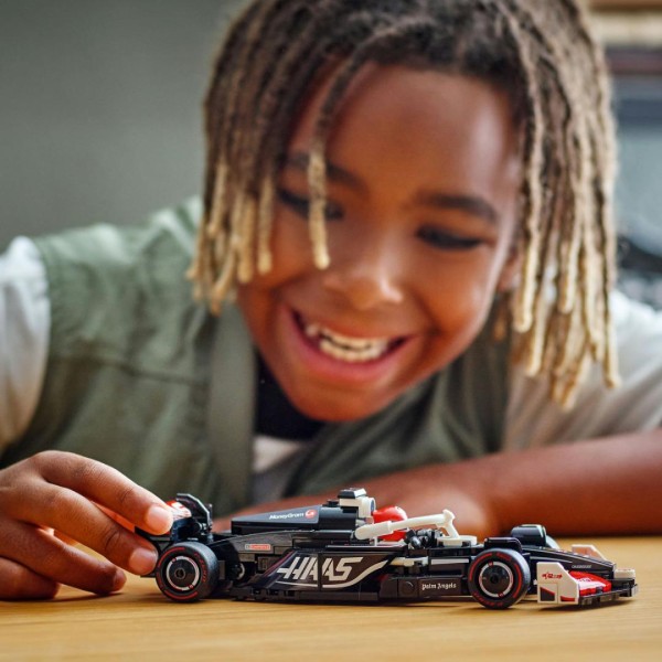MASINA DE CURSE MONEYGRAM  HAAS F1, TEAM VF-24, LEGO 77250